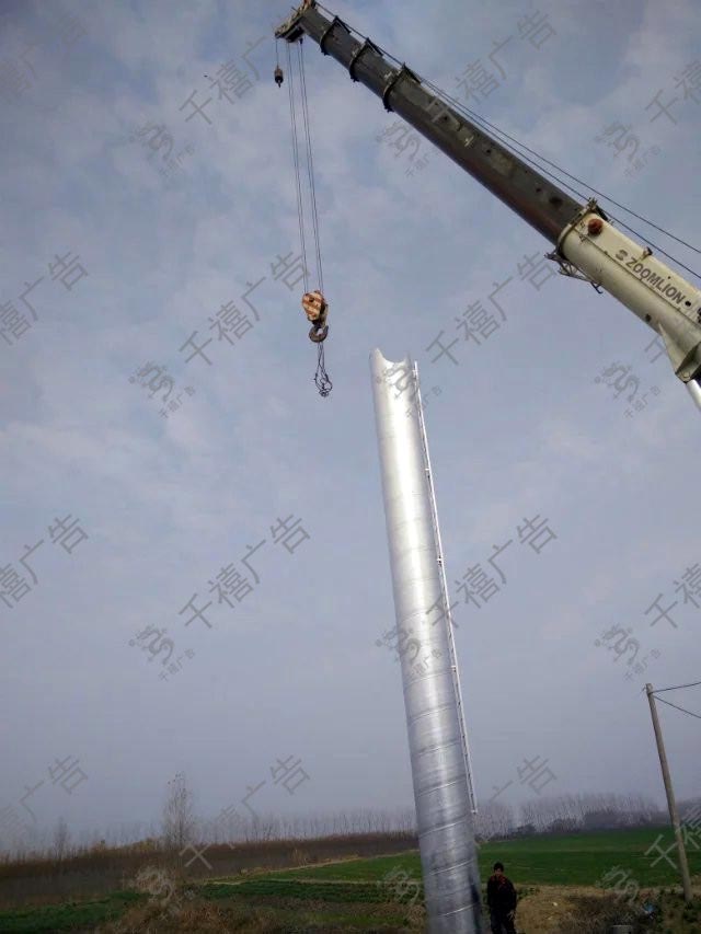 潜江单立柱广告塔现场照片 3