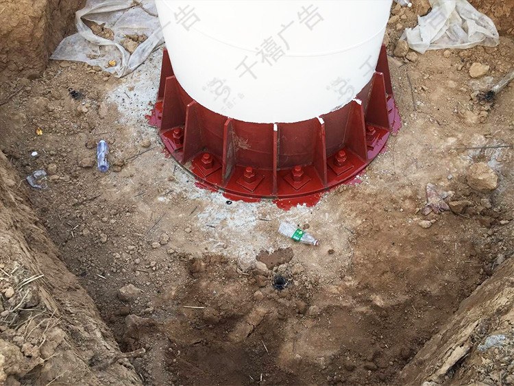 咸阳乾县单立柱广告塔现场照片 37