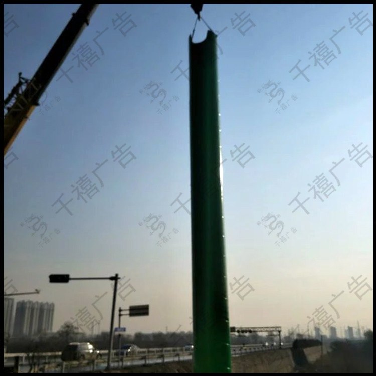 石家庄单立柱广告塔现场照片 11