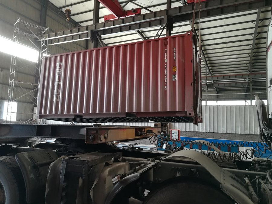 美国广告塔集装箱装车