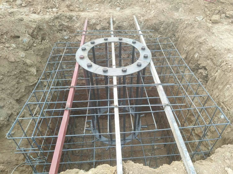 广告塔基础的圆形地脚螺栓定位环与钢筋笼